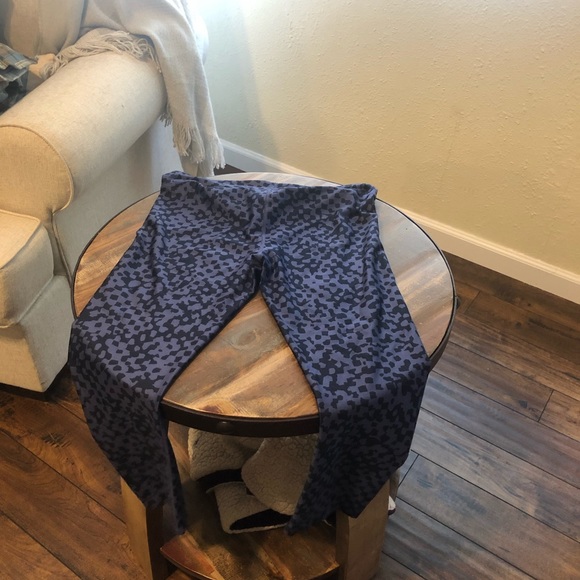 Under Armour Leggings - Picture 3 of 3